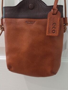 Old Trend Modern Vintage Crossbody